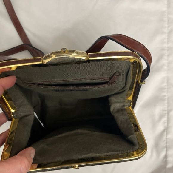 EUC Gold Coast Collection Purse - Picture 8 of 9